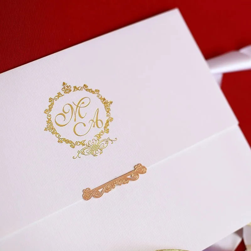 Fechamento de meio para convites metal dourado - PC24