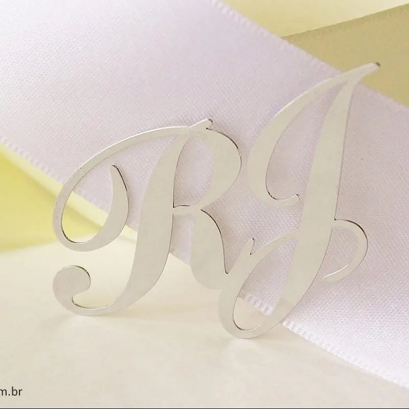 Letras iniciais para convite de casamento