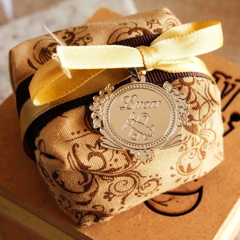 bem casados com medalha de santo antonio