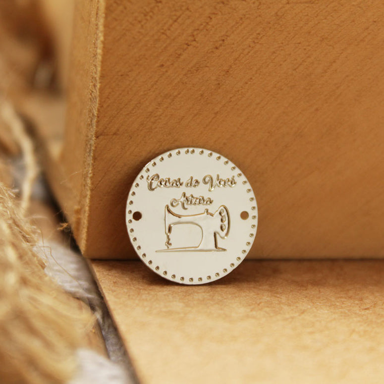 etiqueta personalizada de metal para costura