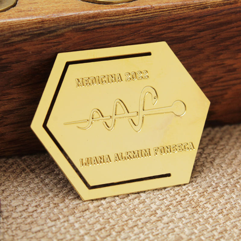 formatura de medicina personalizada marca páginas de metal