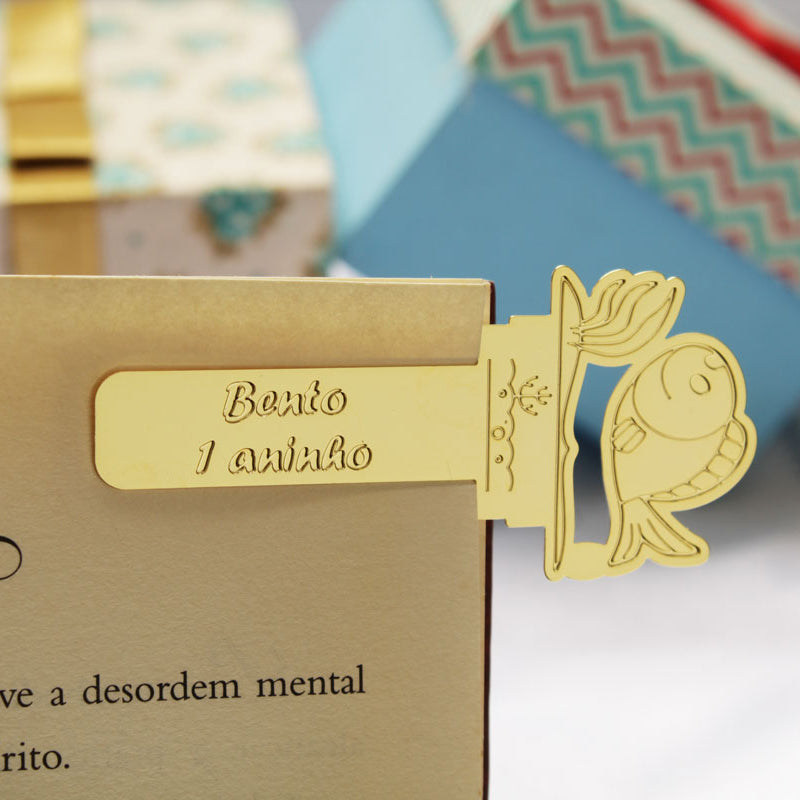 lembrancinha de 1 ano personalizada marcador de livro infantil peixe dourado