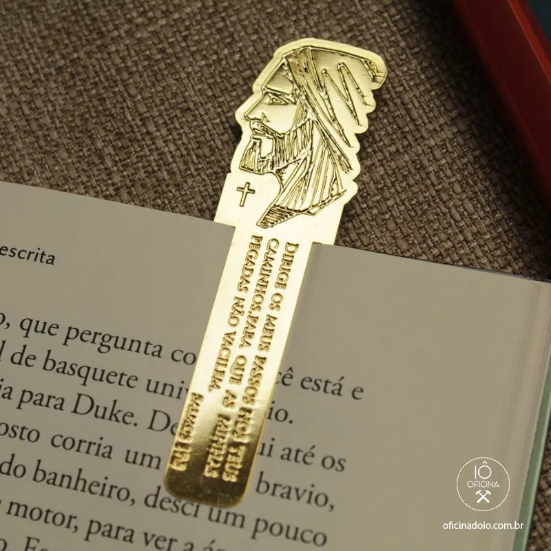 marcador de página com versículo dourado 2