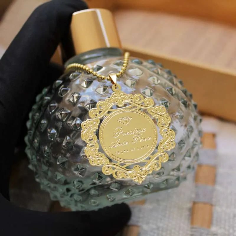 medalha com logo personalizada para aromatizadores