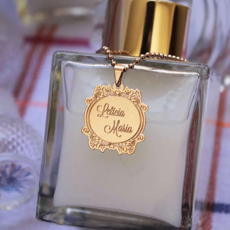 pingente personalizado com nome para lembrança maternidade menina