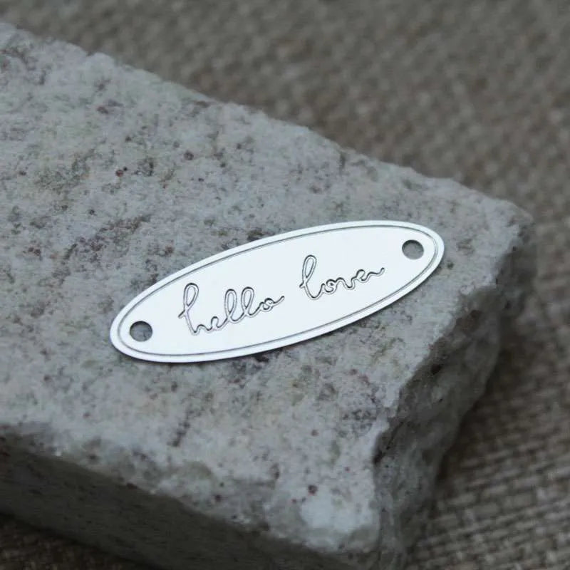 plaquinha de metal personalizada prateada