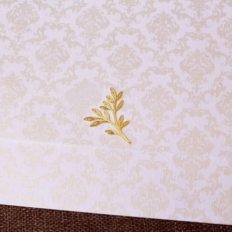 selo para convite em formato de flor